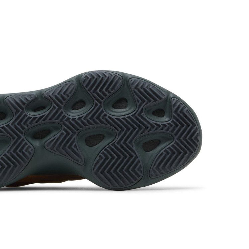 adidas Yeezy 700 V3 Copper Fade – pohled shora | Purekickz