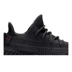 adidas Yeezy Boost 350 V2 Black (Non-Reflective) – boční pohled | Purekickz