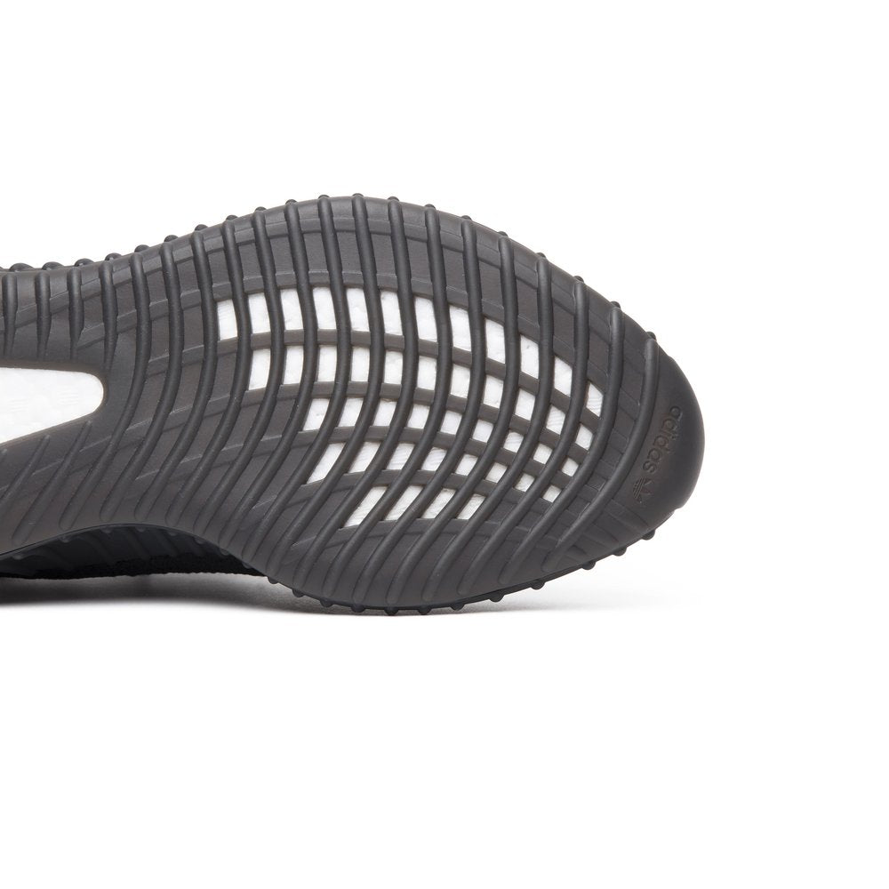 adidas Yeezy Boost 350 V2 Black Red – pohled shora | Purekickz