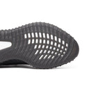 adidas Yeezy Boost 350 V2 Black Red – pohled shora | Purekickz