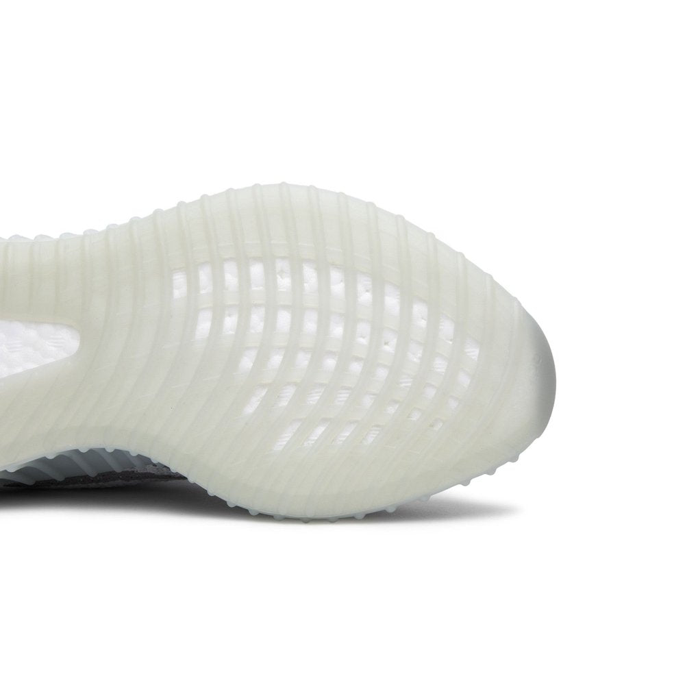 adidas Yeezy Boost 350 V2 Blue Tint – pohled shora | Purekickz
