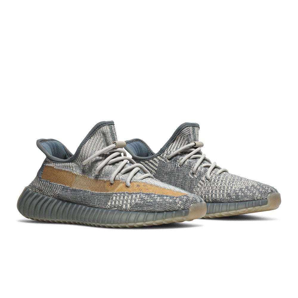 adidas Yeezy Boost 350 V2 Israfil – lifestyle foto | Purekickz