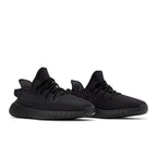 Adidas Yeezy Boost 350 V2 Onyx – lifestyle foto | Purekickz