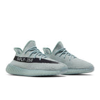 adidas Yeezy Boost 350 V2 Salt – lifestyle foto | Purekickz