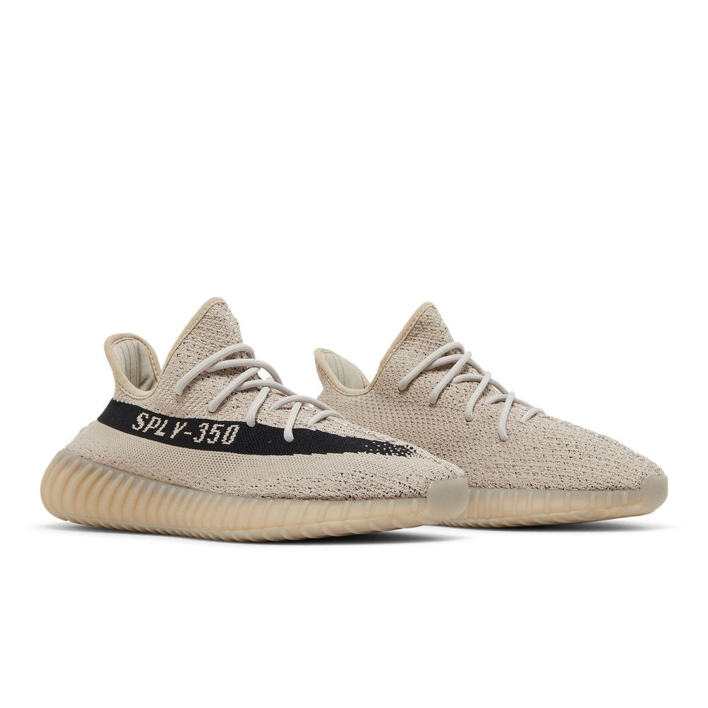 Adidas Yeezy Boost 350 V2 Slate – lifestyle foto | Purekickz