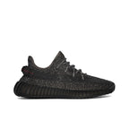 adidas Yeezy Boost 350 V2 Static Black (Reflective) – lifestyle foto | Purekickz