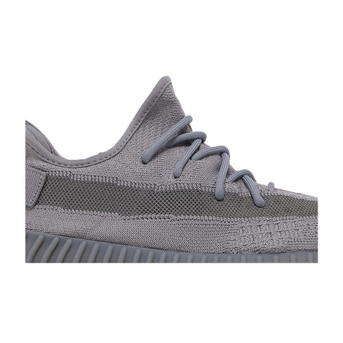 Adidas Yeezy Boost 350 V2 Steel Grey – boční pohled | Purekickz