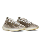 adidas Yeezy Boost 380 Pyrite – lifestyle foto | Purekickz