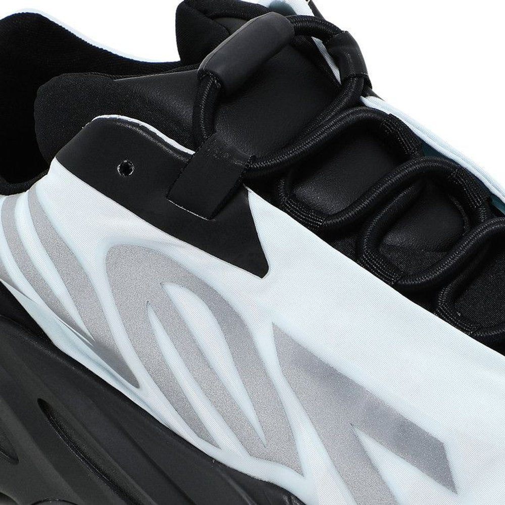adidas Yeezy Boost 700 MNVN Blue Tint – pohled 9 | Purekickz