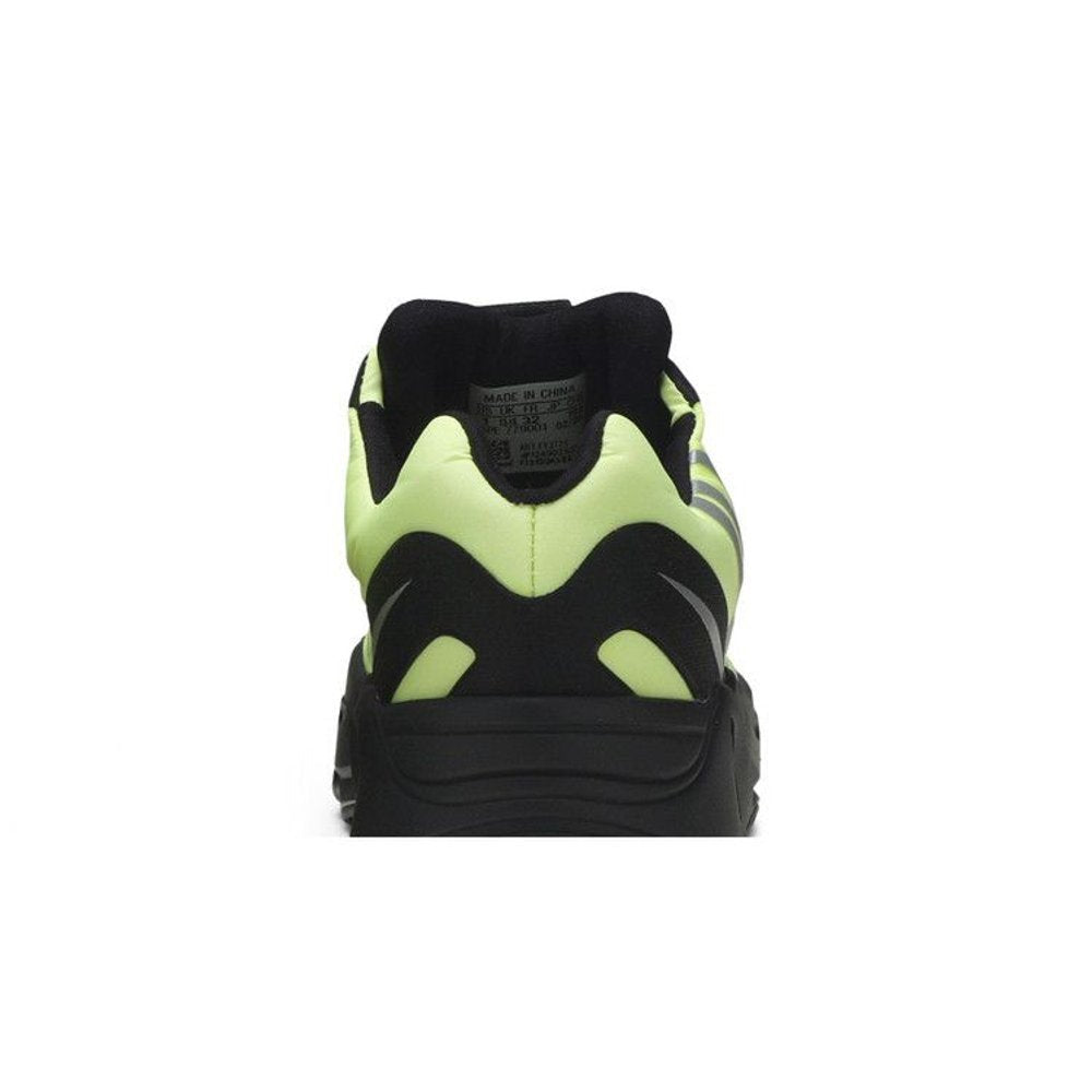 adidas Yeezy Boost 700 MNVN Phosphor (Kids) – detail materiálu | Purekickz