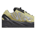adidas Yeezy Boost 700 MNVN Resin – detail | Purekickz