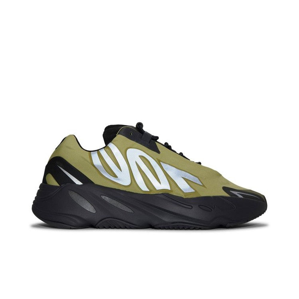 adidas Yeezy Boost 700 MNVN Resin – pohled 9 | Purekickz