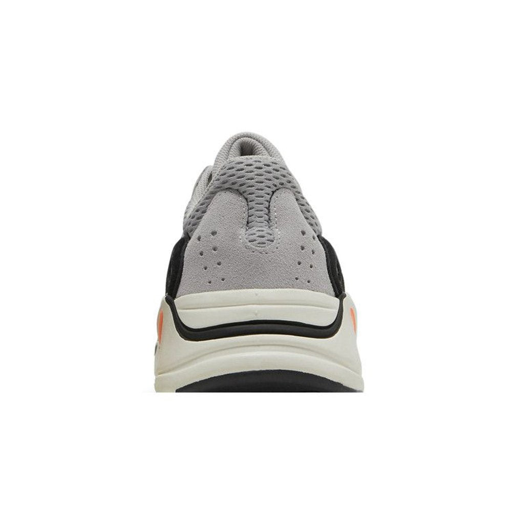 adidas Yeezy Boost 700 Solid Grey – detail materiálu | Purekickz