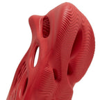 adidas Yeezy Foam RNNR Vermillion – pohled 10 | Purekickz