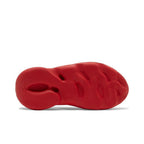 adidas Yeezy Foam RNNR Vermillion – zadní pohled | Purekickz
