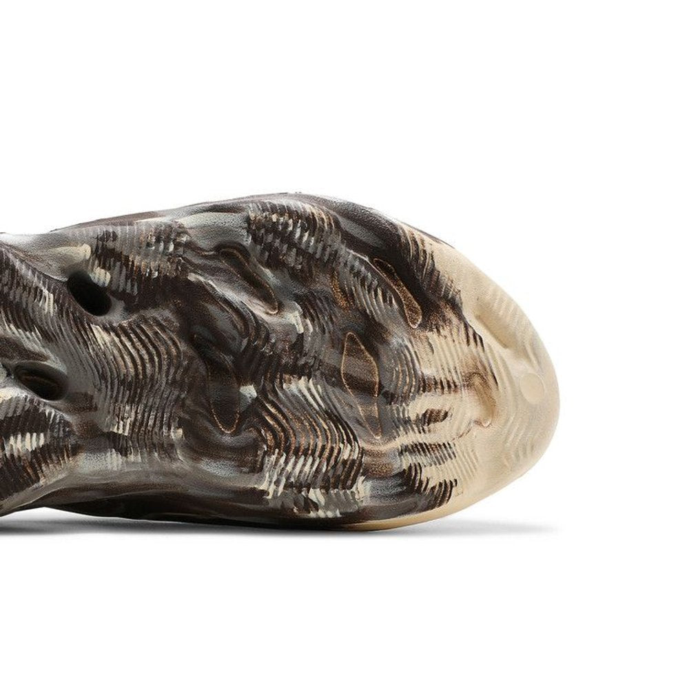 Adidas Yeezy Foam Runner MX Cream Clay – pohled shora | Purekickz