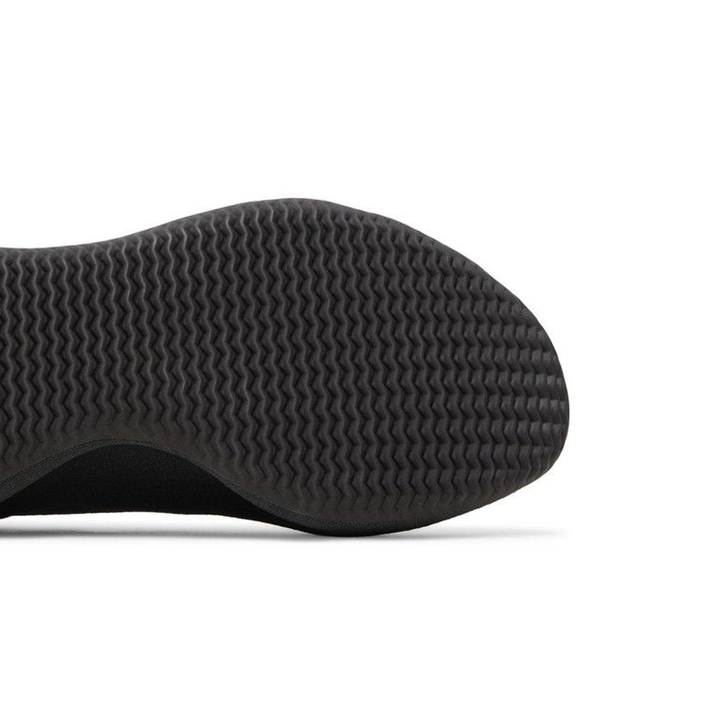 adidas Yeezy Knit RNR Fade Onyx – pohled shora | Purekickz
