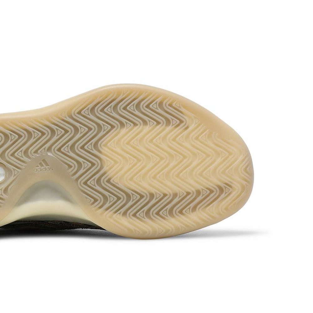 adidas Yeezy QNTM Flash Orange – pohled shora | Purekickz