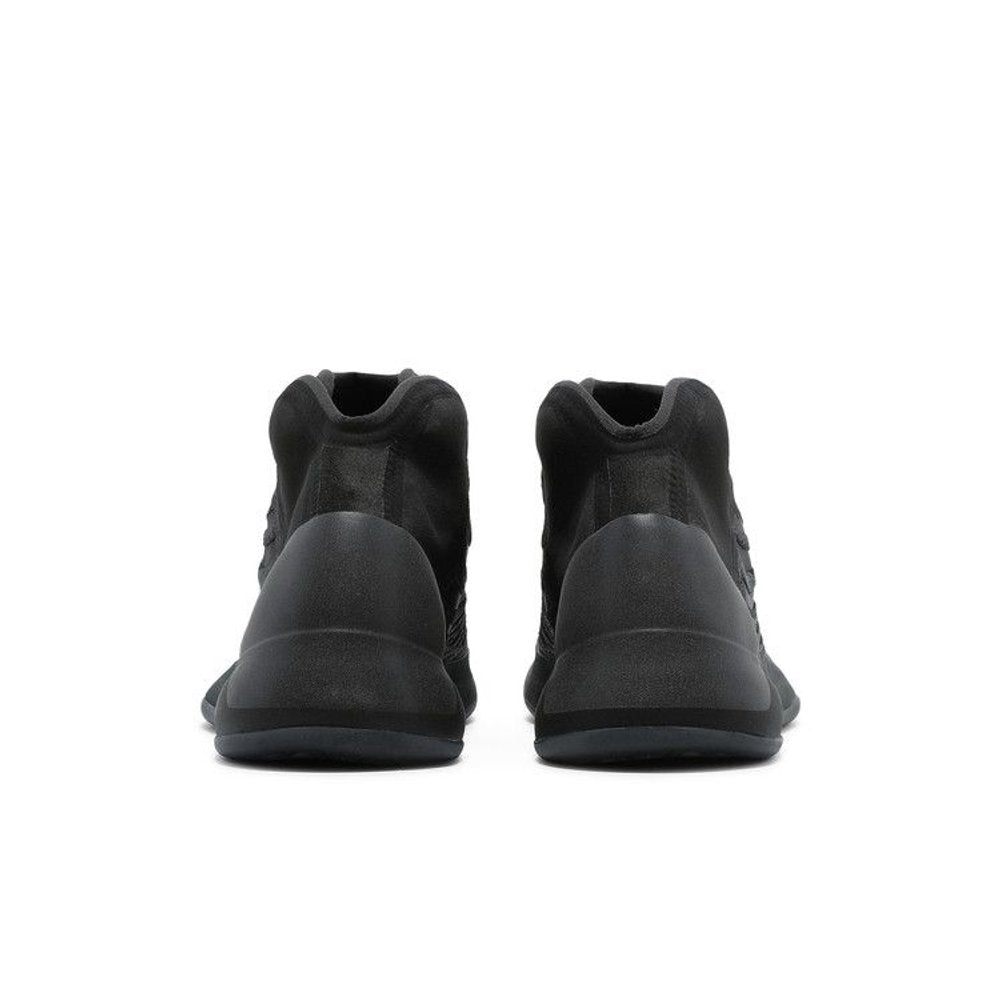 adidas Yeezy QNTM Onyx – podrážka | Purekickz