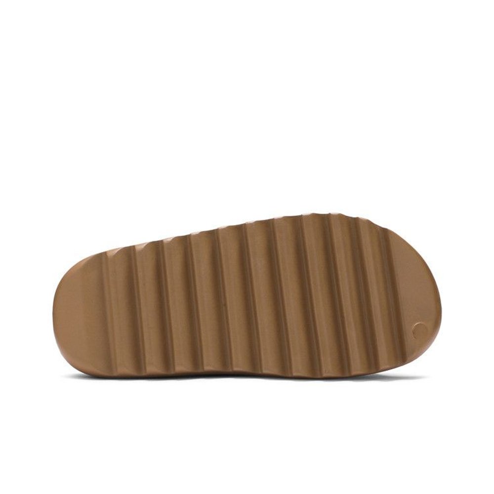 adidas Yeezy Slide Core – zadní pohled | Purekickz