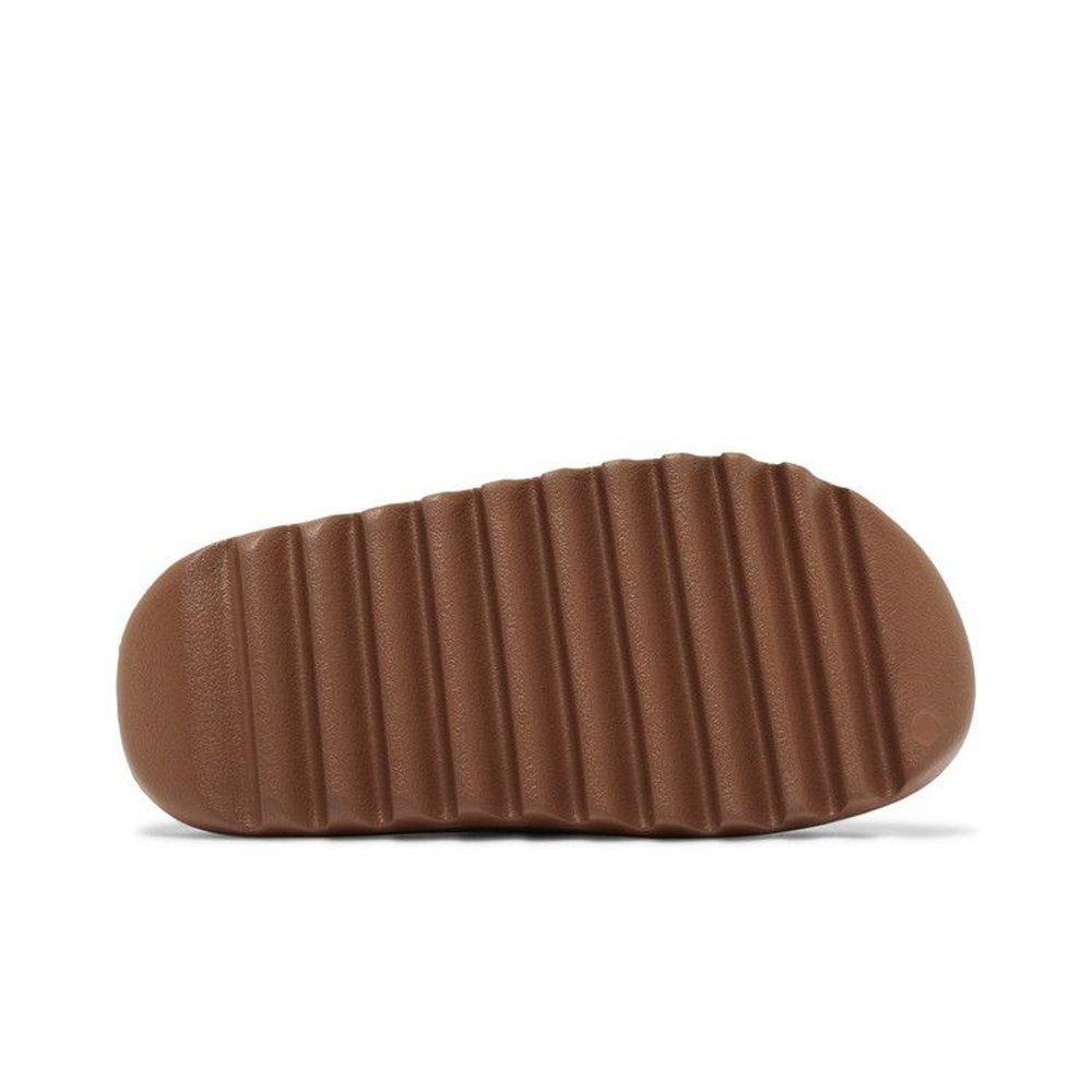 Adidas Yeezy Slide Flax – zadní pohled | Purekickz