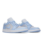 Air Jordan 1 Low 'Aluminum' – lifestyle foto | Purekickz