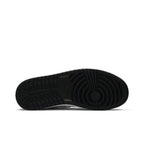 Air Jordan 1 Low Black Medium Grey – zadní pohled | Purekickz