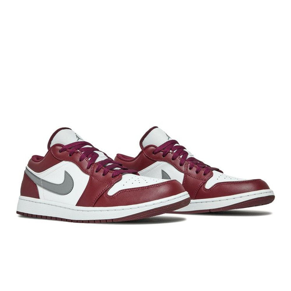 Air Jordan 1 Low Cherrywood Red – lifestyle foto | Purekickz