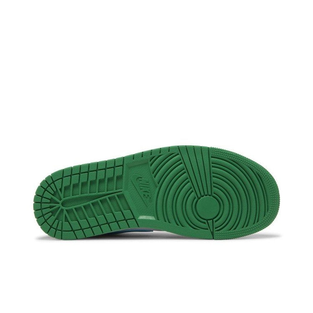 Air Jordan 1 Low Lucky Green (W) – zadní pohled | Purekickz