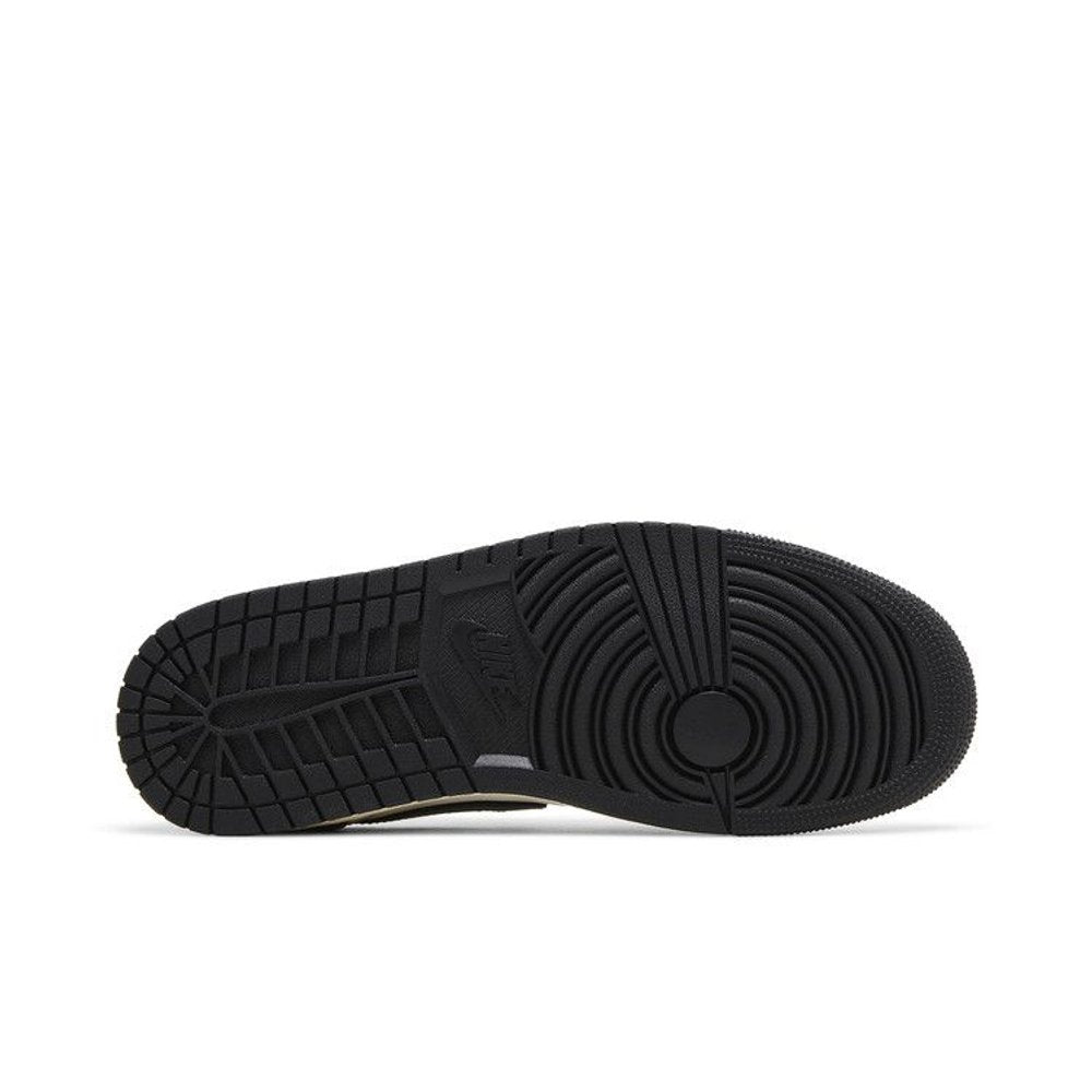 Air Jordan 1 Low OG Dark Mocha – zadní pohled | Purekickz