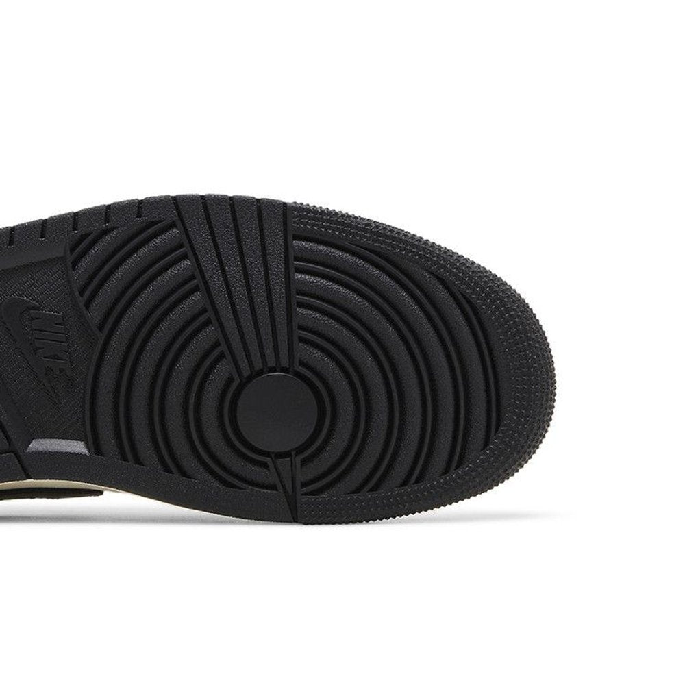 Air Jordan 1 Low OG Dark Mocha – pohled shora | Purekickz