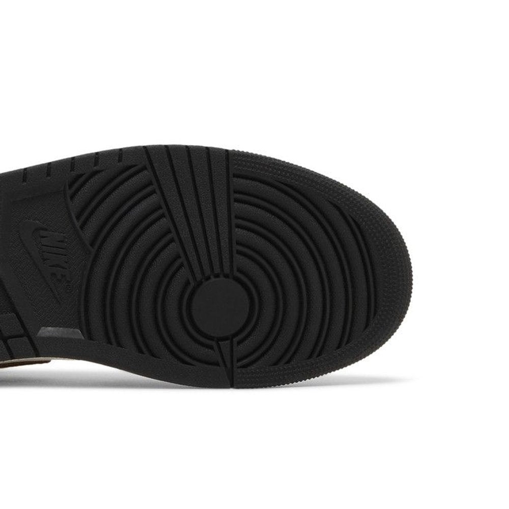 Air Jordan 1 Low SE 'Brown Elephant' – pohled shora | Purekickz