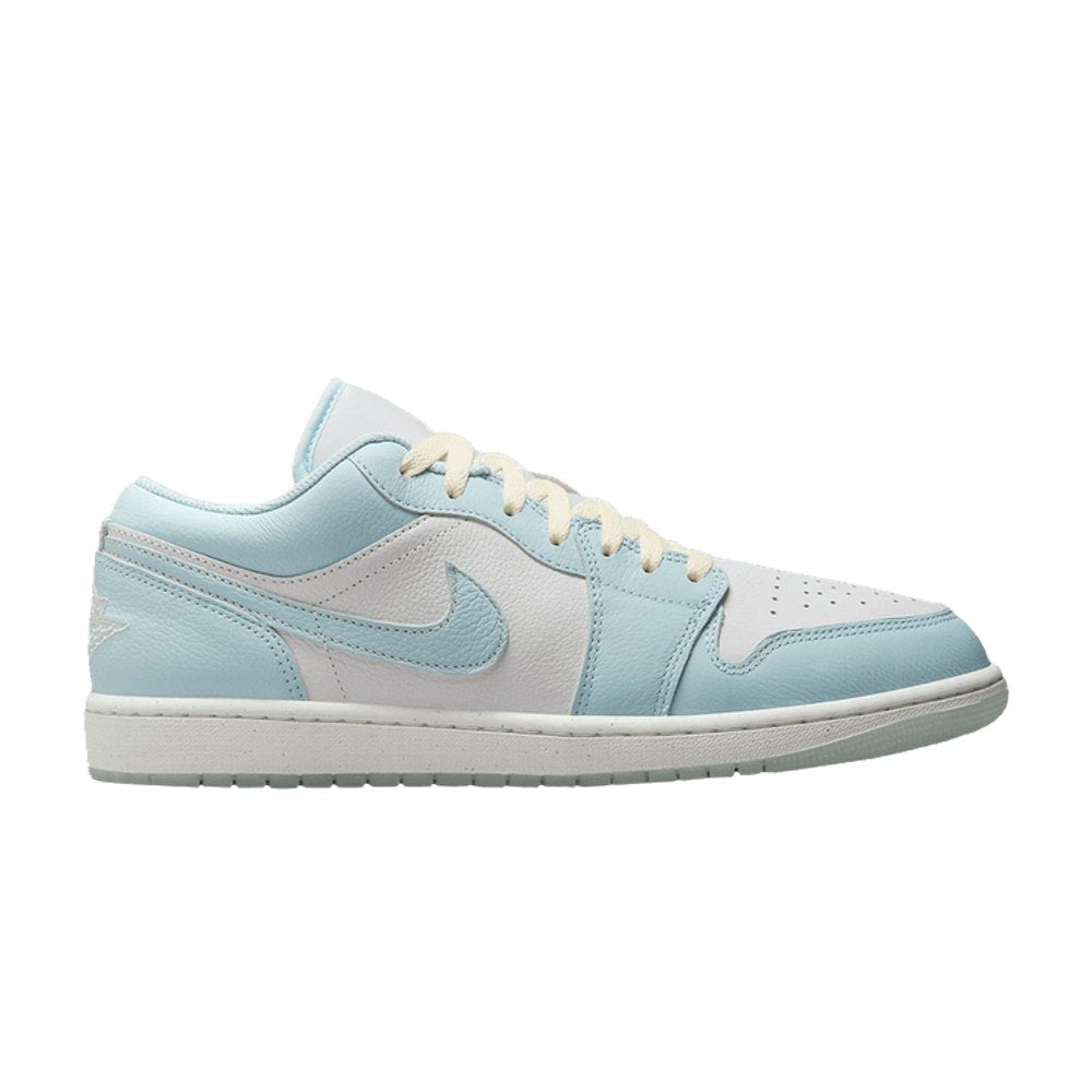 Air Jordan 1 Low SE 'Glacier Blue Sea Glass' – boční pohled | Purekickz