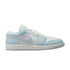 Air Jordan 1 Low SE 'Glacier Blue Sea Glass' – boční pohled | Purekickz