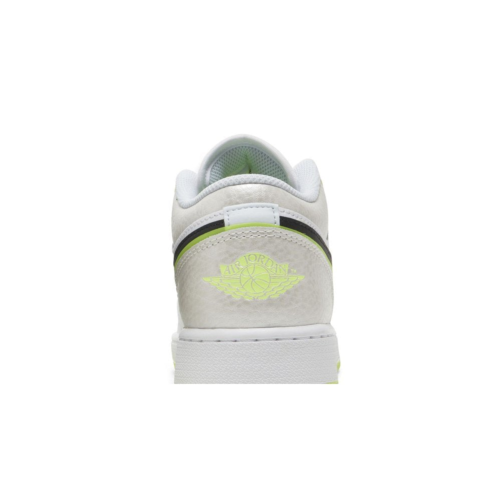 Air Jordan 1 Low SE Warped Swoosh (GS) – detail materiálu | Purekickz