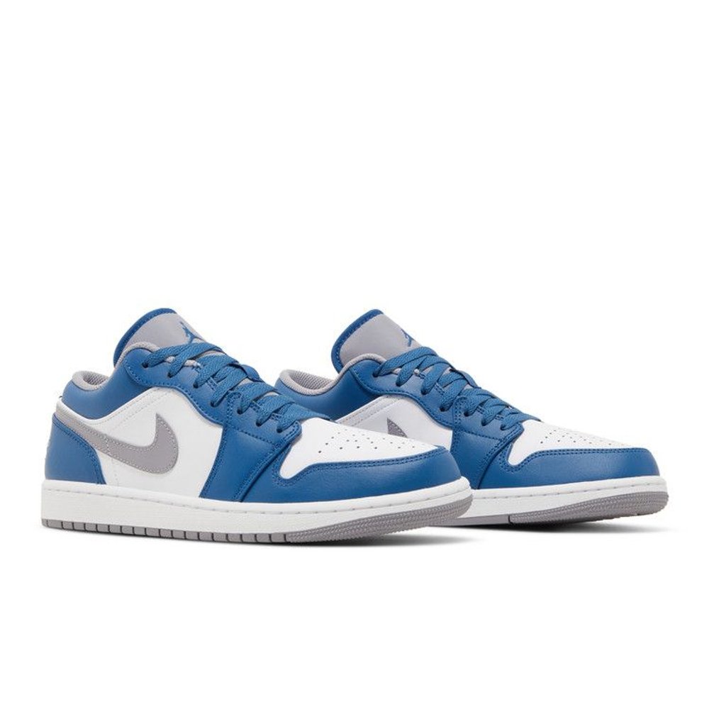 Air Jordan 1 Low 'True Blue Cement' – lifestyle foto | Purekickz