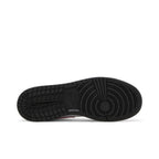 Air Jordan 1 Mid Black Fire Red (GS) – zadní pohled | Purekickz
