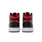 Air Jordan 1 Mid Black Fire Red (GS) – podrážka | Purekickz