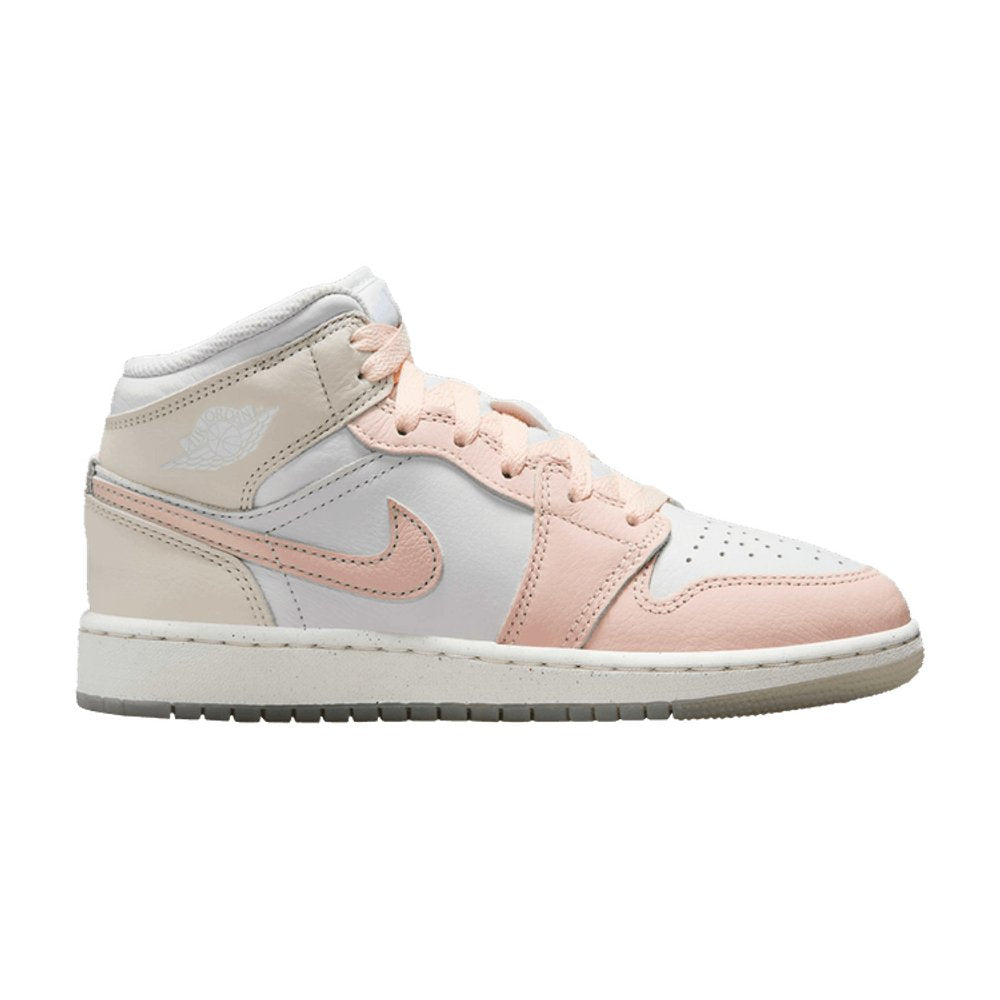 Air Jordan 1 Mid GS 'Sail Guava Ice' – boční pohled | Purekickz