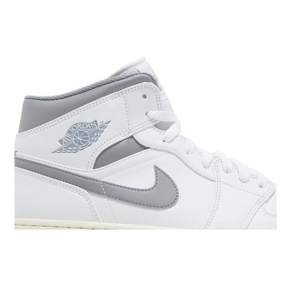 Air Jordan 1 Mid Neutral Grey – detail | Purekickz
