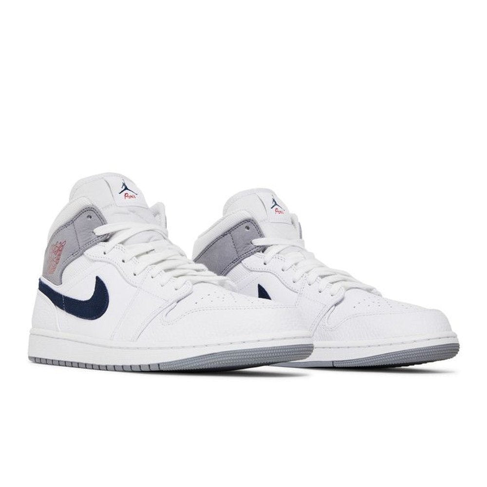 Air Jordan 1 Mid Paris – lifestyle foto | Purekickz