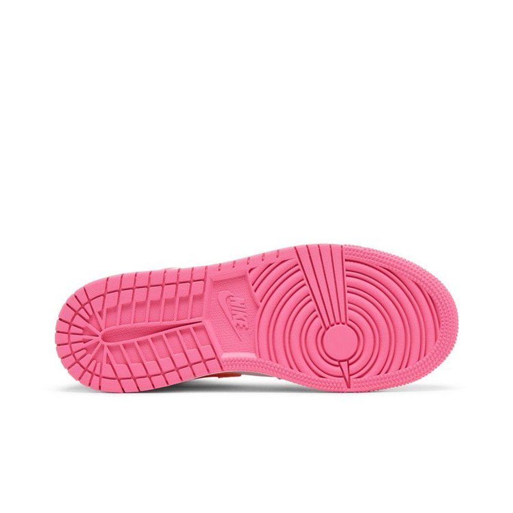 Air Jordan 1 Mid Pinksicle Orange (GS) – zadní pohled | Purekickz
