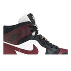 Air Jordan 1 Mid SE Gold Pendants – detail | Purekickz