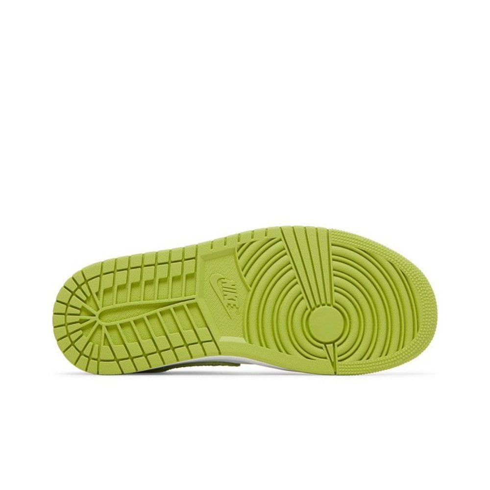 Air Jordan 1 Mid SE Green Python – zadní pohled | Purekickz