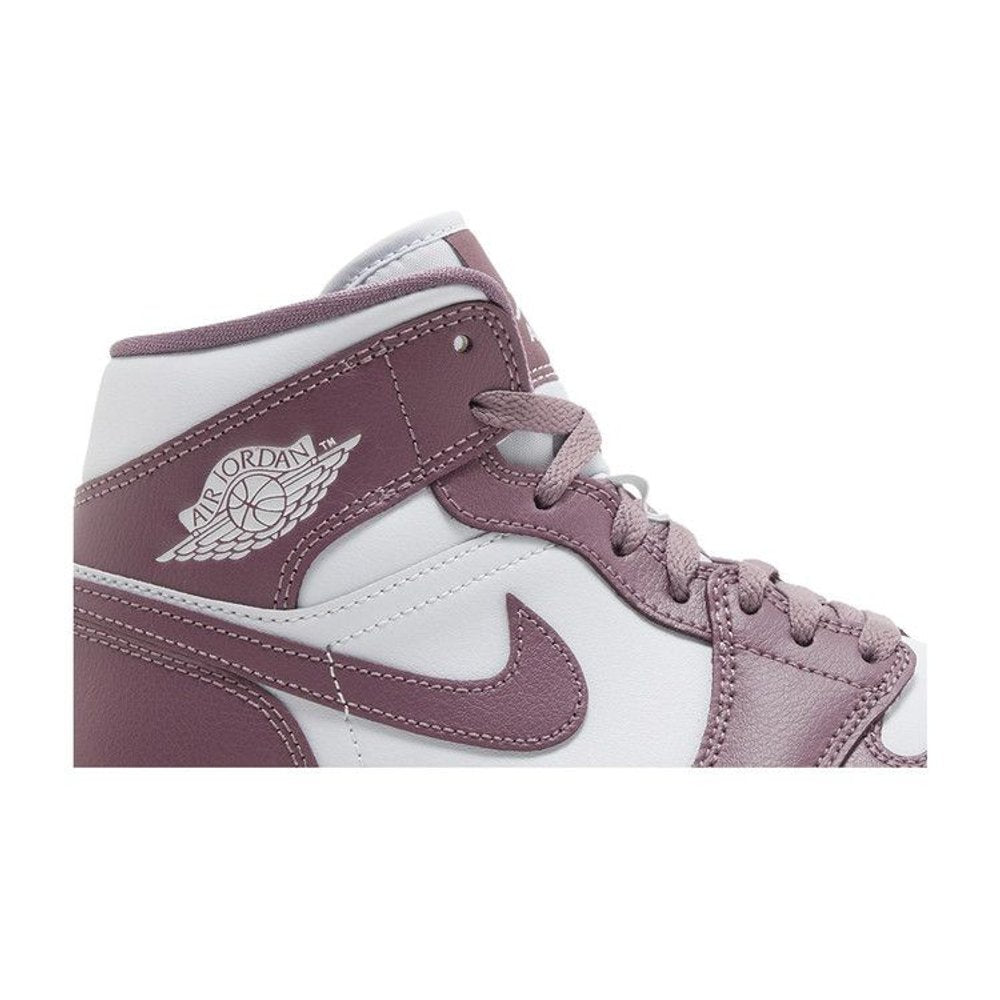 Air Jordan 1 Mid 'Sky J Mauve' (W) – detail | Purekickz