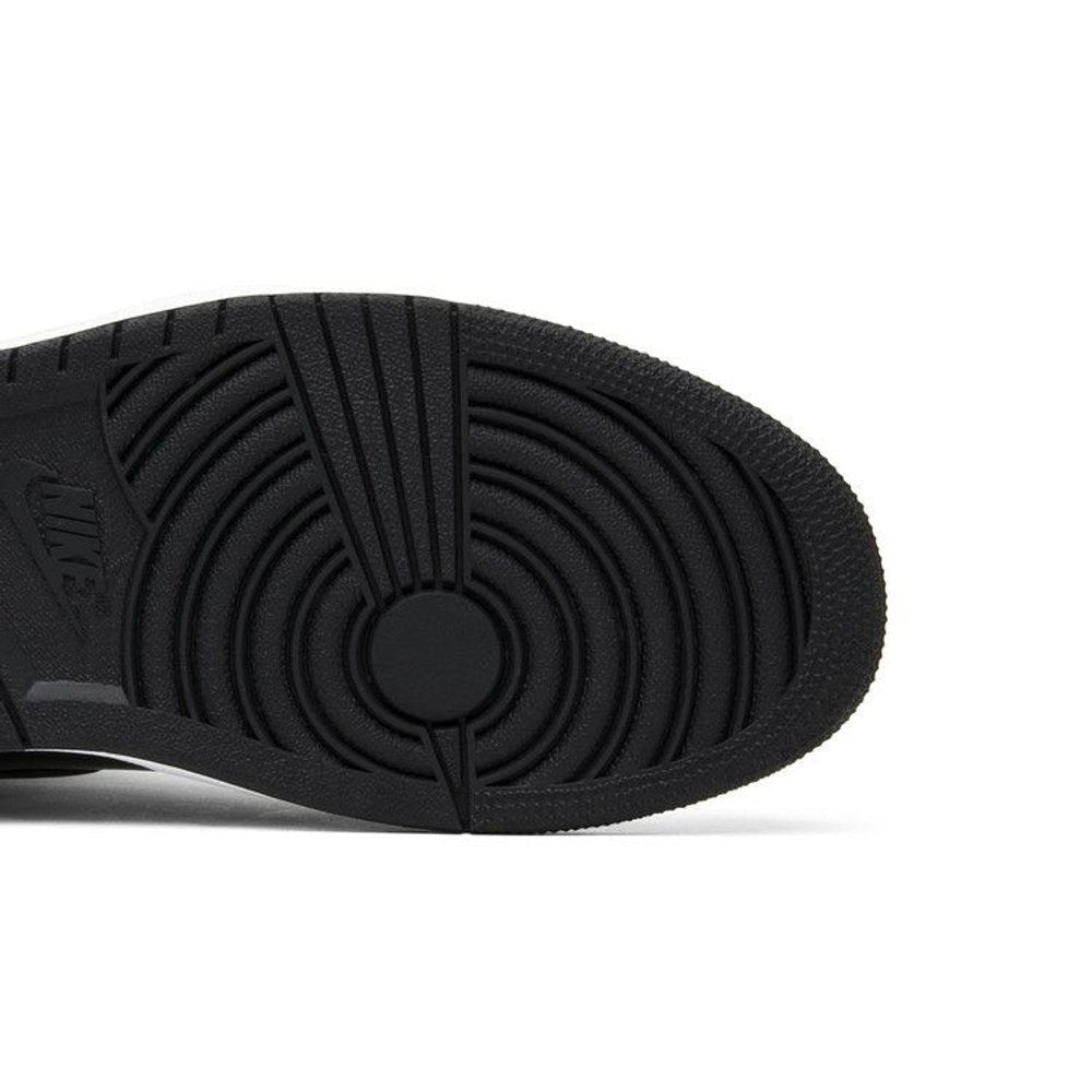 Air Jordan 1 Retro High OG NRG Gold Toe – pohled shora | Purekickz