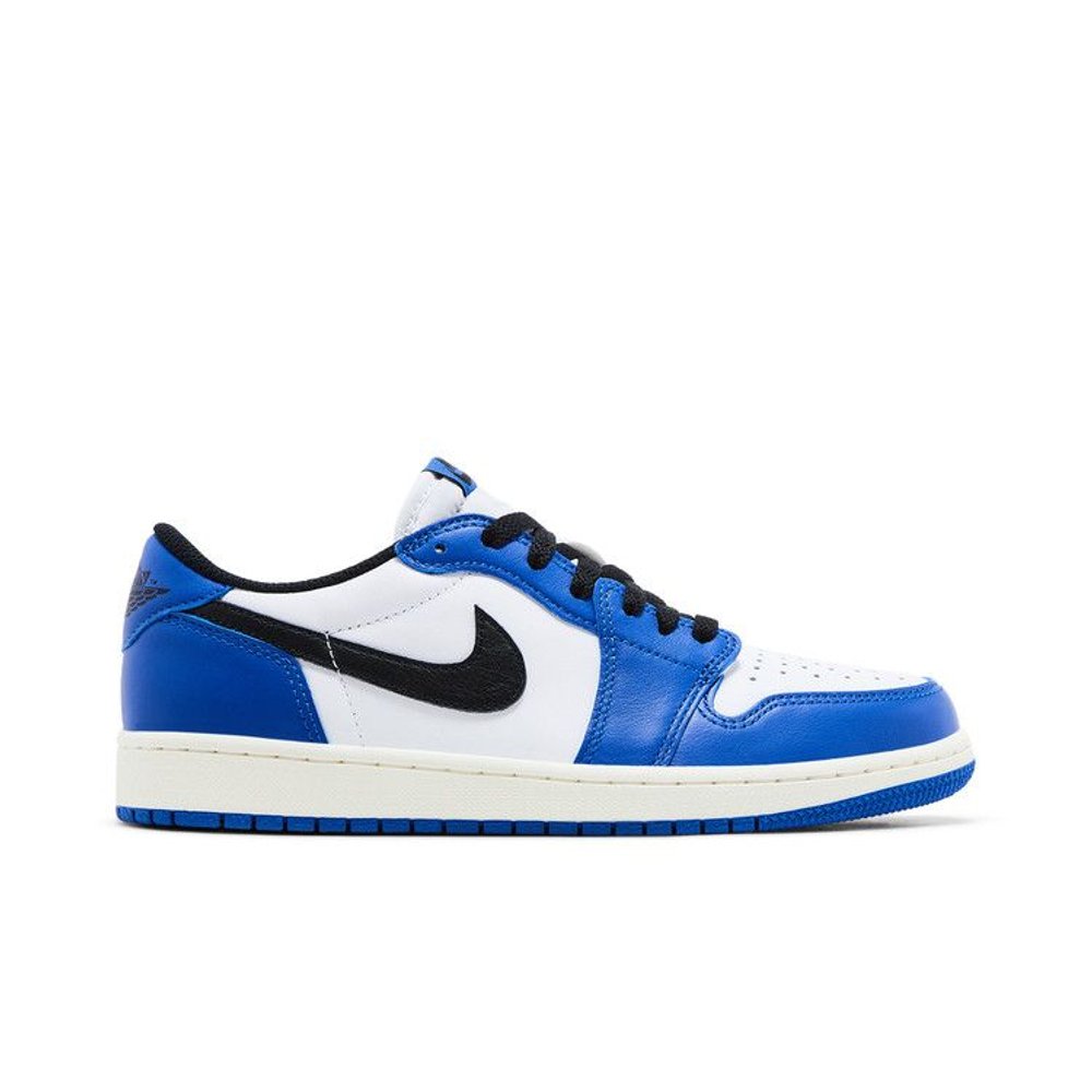 Air Jordan 1 Retro Low OG 'Game Royal' – boční pohled | Purekickz
