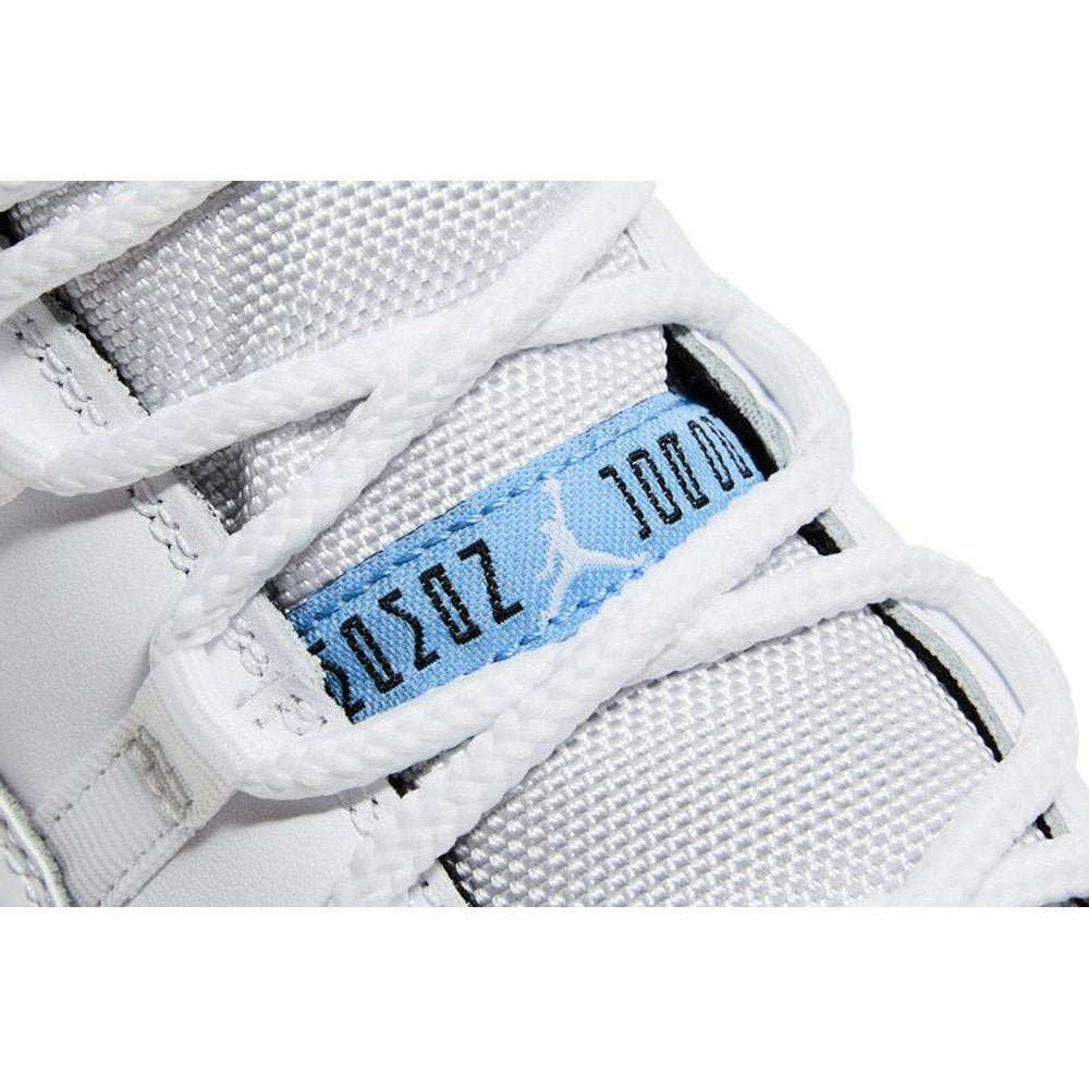 Air Jordan 11 Retro 'Legend Blue / Columbia' 2024 – pohled 9 | Purekickz