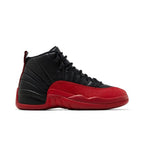 Air Jordan 12 Retro 'Flu Game' 2025 – boční pohled | Purekickz