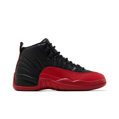Air Jordan 12 Retro 'Flu Game' 2025 – boční pohled | Purekickz